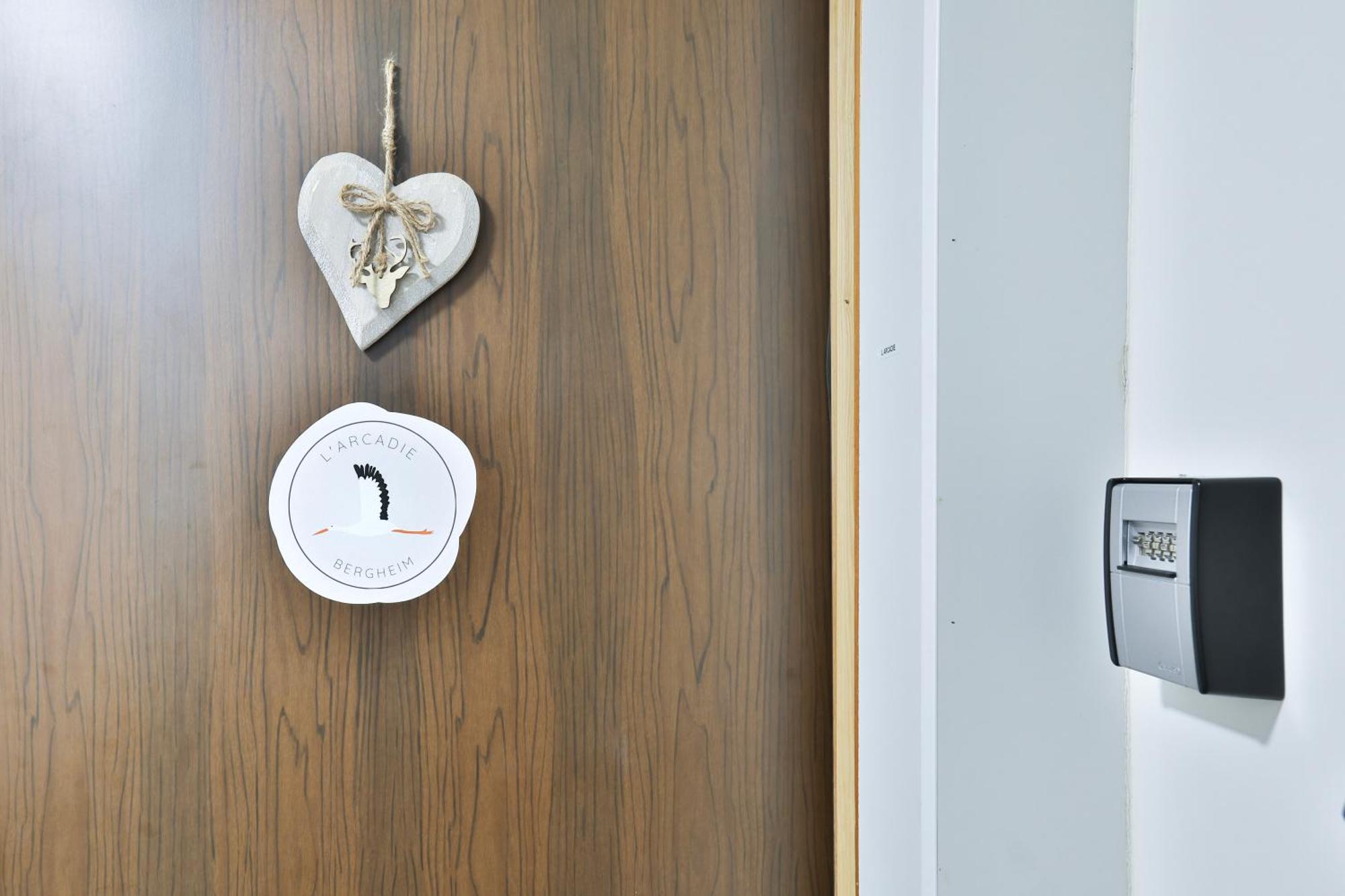 Appartements Duplex 3 Et 4 Personnes - Climatisation - Village Elu Parmi Les "Plus Beaux Villages De France" - Route Des Vins - Centre Alsace Bergheim Pokój zdjęcie